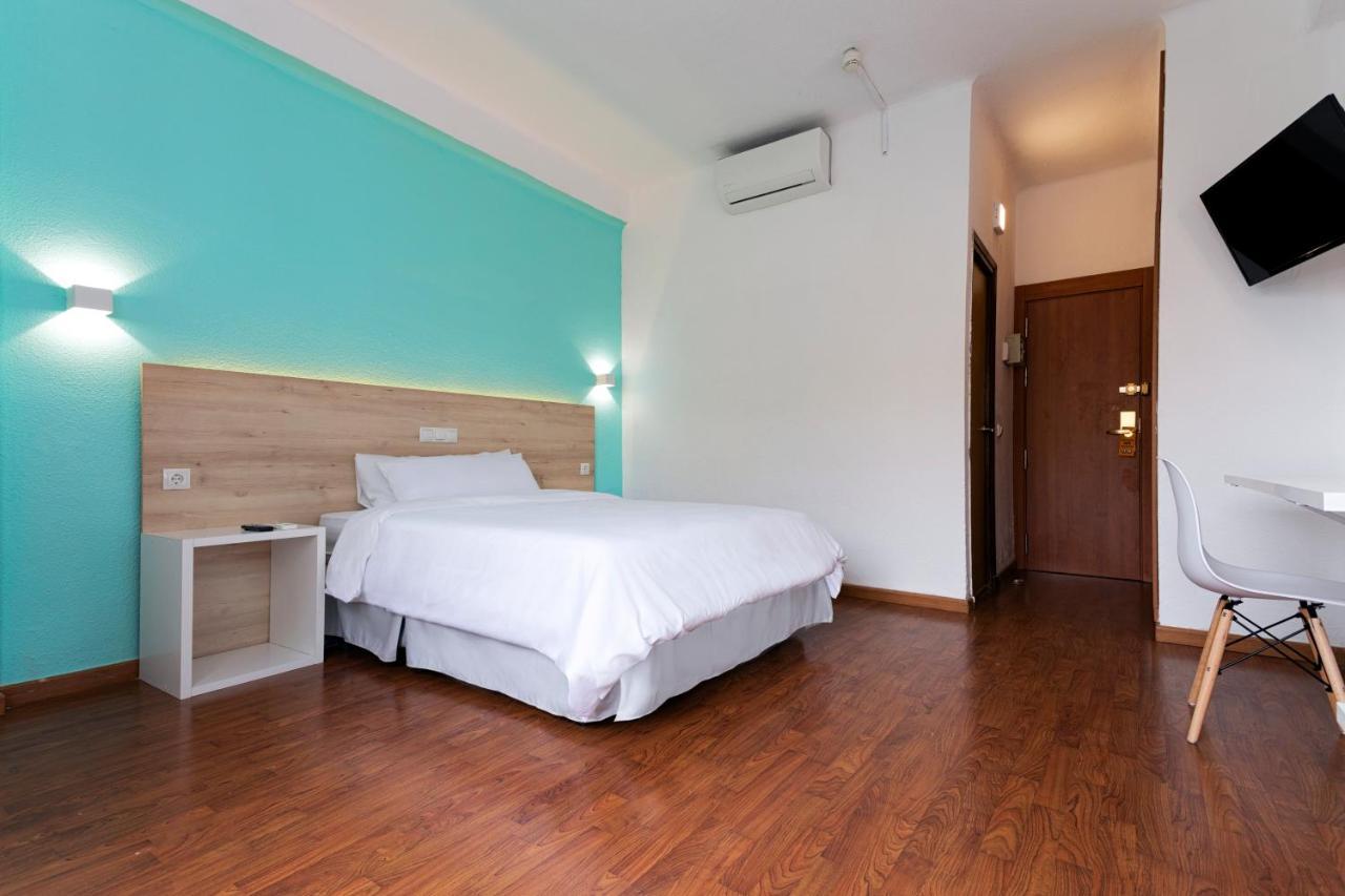 Hotel Torremolinos Centro By Croma Exterior photo